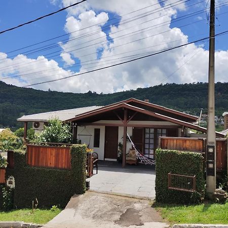 Casa Da Família De Gramado Villa Exterior foto