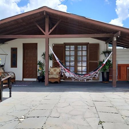 Casa Da Família De Gramado Villa Exterior foto